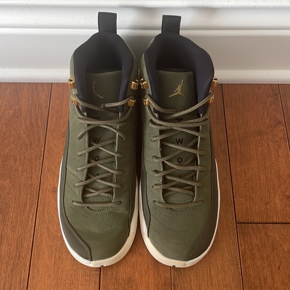 Jordan 12 Retro - Chris Paul Class of 2023 - Picture 4 of 6